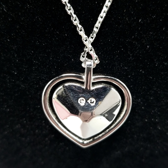 Swarovski Ruby Heart Pendant Womens Necklace Size 18Inches Used Like New - Picture 4 of 6